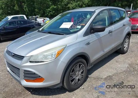 2015 Ford Escape S из США, поврежденный, VIN 1FMCU0F74FUB45786